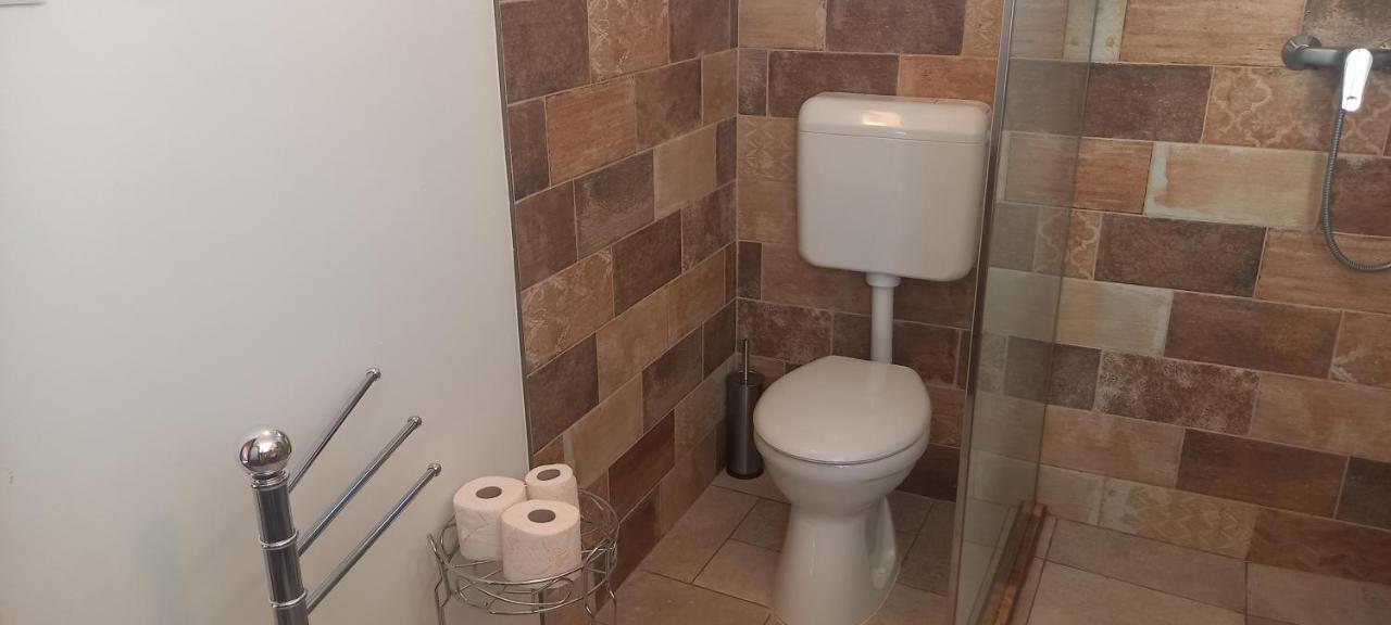 Ket Puli Vendeghaz Apartment Bichișciaba Exterior foto