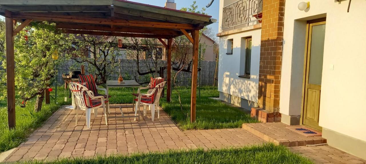 Ket Puli Vendeghaz Apartment Bichișciaba Exterior foto