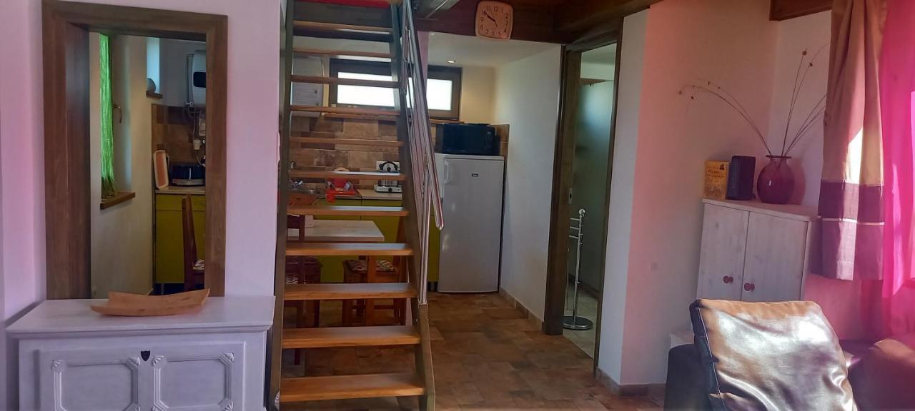 Ket Puli Vendeghaz Apartment Bichișciaba Exterior foto