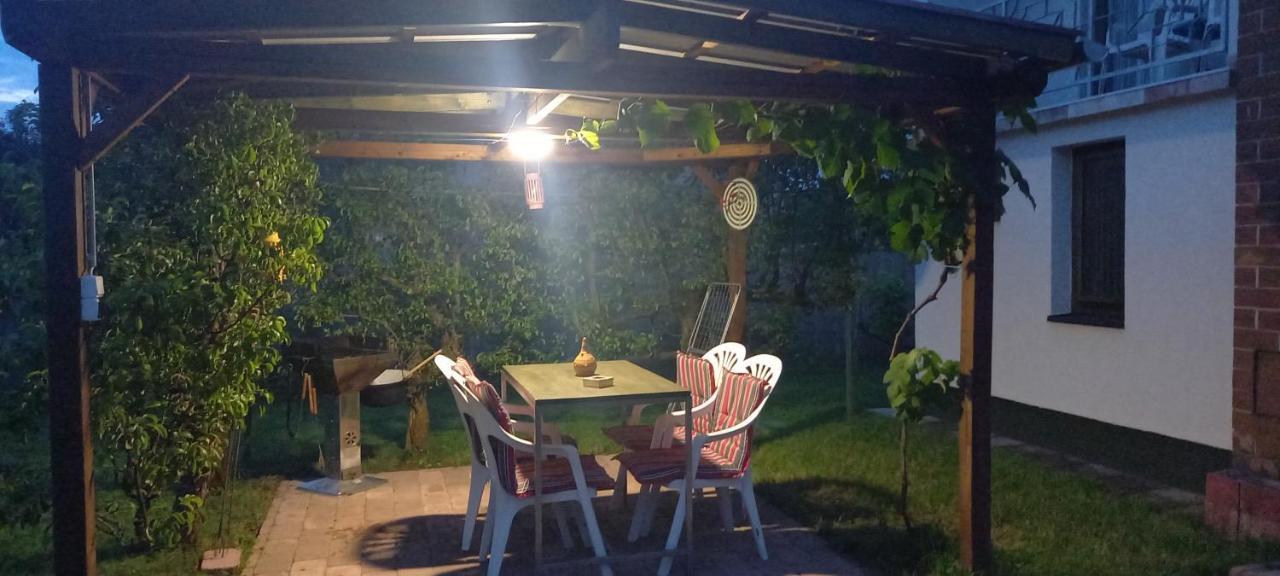 Ket Puli Vendeghaz Apartment Bichișciaba Exterior foto